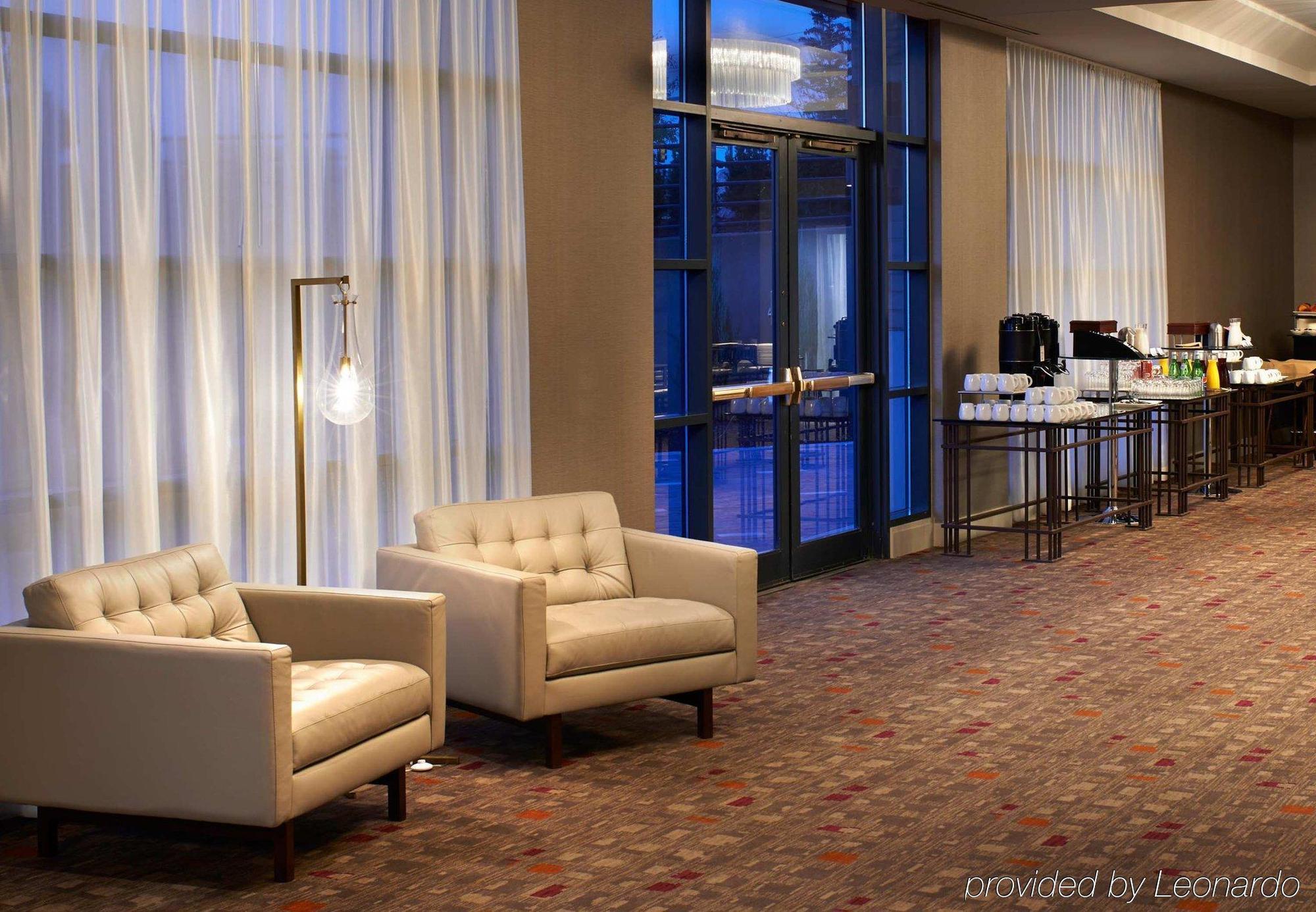 The Baronette Renaissance Detroit-Novi Hotel מראה חיצוני תמונה